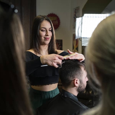 Barber Talk - Jessica Johnová: Barbering očima ženy