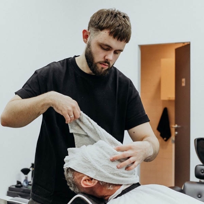 Barber Talk - Z Doněcku do Brna. Jak začít dvakrát od nuly a najít nový domov