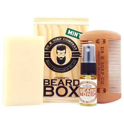 Sada mýdla, hřebenu a tonika na vousy v dřevěném boxu DR K SOAP COMPANY Beard box Mint